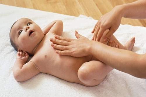 Nhận biết bệnh phình đại tràng ở trẻ sơ sinh